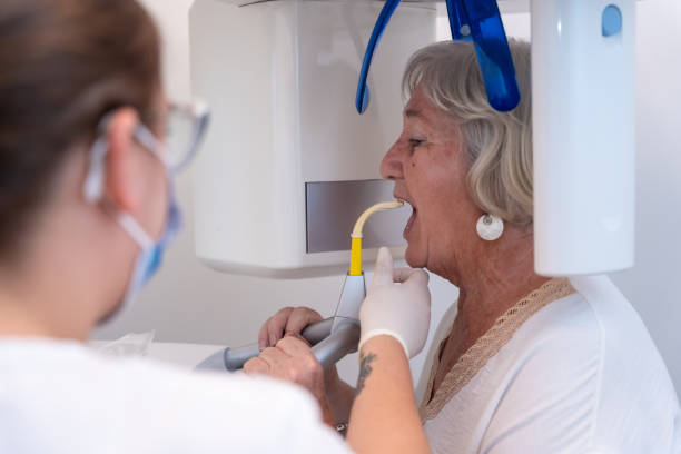 Best Emergency Care for Gum Disease in Briarcliff, TX